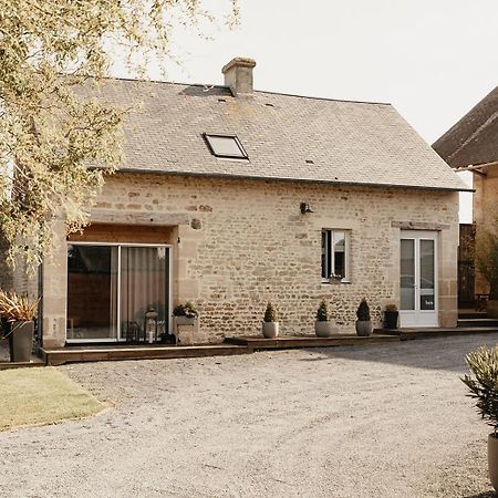 Le Clos Poulain Chambres d'Hôtes et Gîtes entre Terre et Mer Nonant Extérieur photo